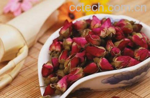 玫瑰花茶如何泡 玫瑰花茶的泡法技巧-1
