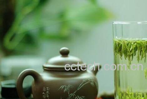 喝绿茶的好处有哪些 喝绿茶的功效与作用-1