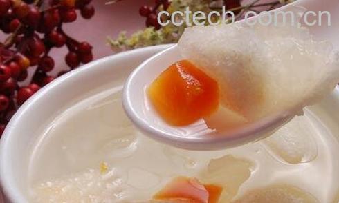 冰糖炖梨的做法与功效-0