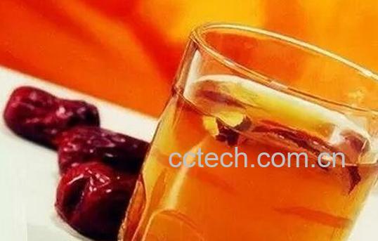 红枣泡水喝的好处有哪些-0