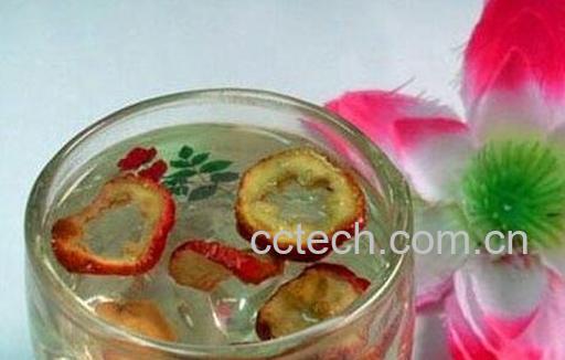 山楂片泡水喝的好处有哪些-0