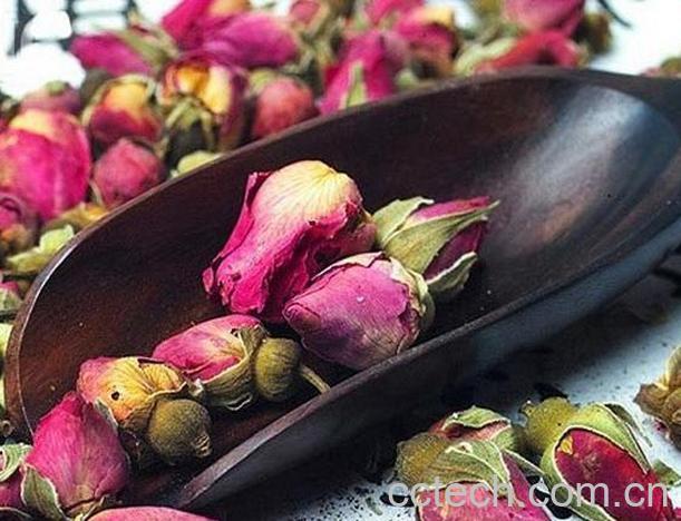 果蔬百科喝玫瑰花茶的好处和坏处-0