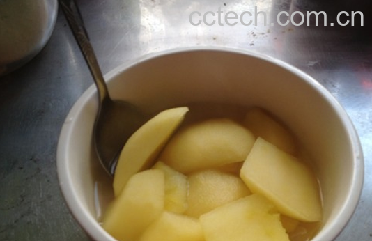 果蔬百科苹果煮着吃的好处有哪些-0