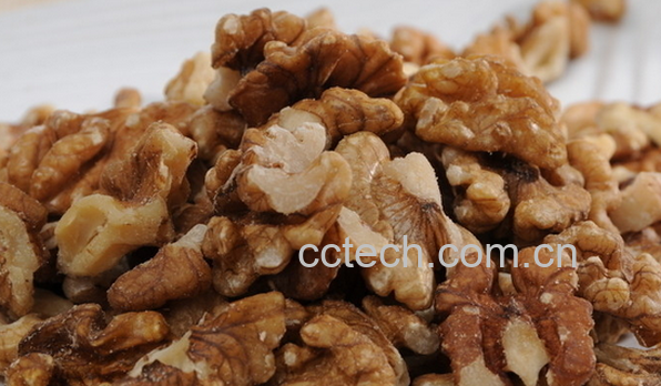 果蔬百科核桃仁的营养价值与功效-0