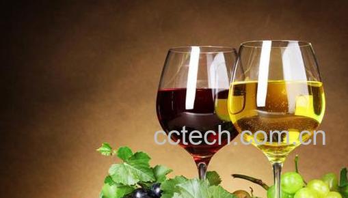 果蔬百科喝葡萄酒的功效与作用-0