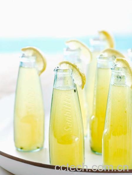 果蔬百科柠檬片泡水的好处和坏处-0