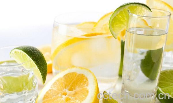 果蔬百科早上喝柠檬水好吗-0
