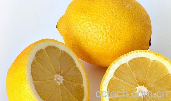 果蔬百科鲜柠檬片泡水减肥法-0