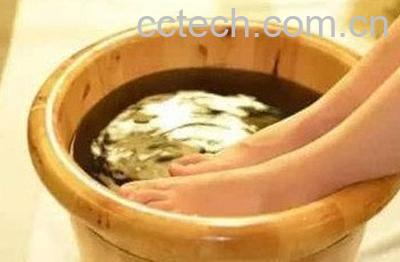 蒲公英泡脚的功效与作用-1