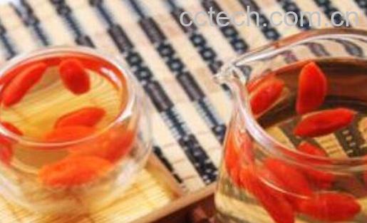 枸杞子泡水喝的害处 枸杞子泡水的禁忌-0