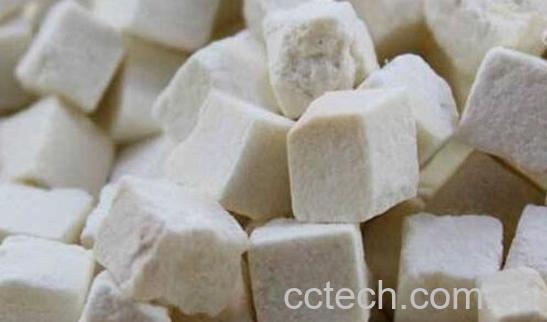 红茯苓和白茯苓有什么区别 红茯苓的功效-0