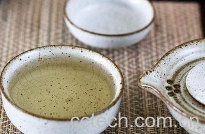 蒲公英泡水喝有什么功效-1