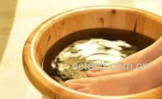 艾水泡脚有什么好处-1