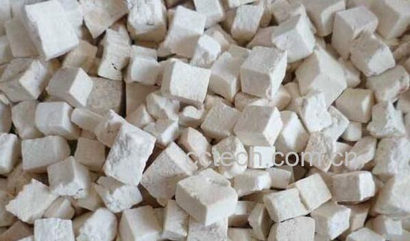 云茯苓的功效与作用及禁忌-0