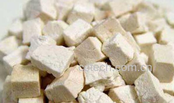 云茯苓和茯苓的区别 茯苓的功效与作用-0