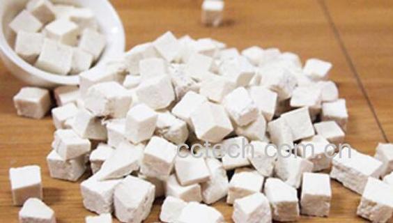 云茯苓和茯苓的区别 茯苓的功效与作用-1