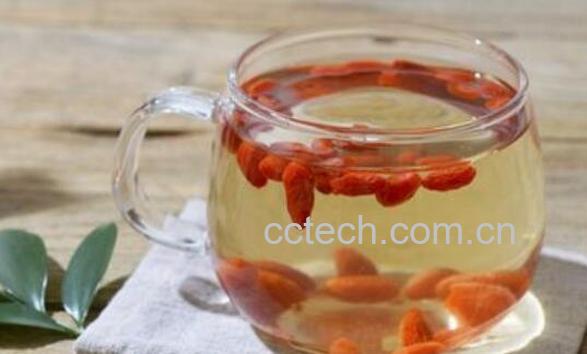 枸杞子泡水喝的害处 枸杞子泡水的禁忌有哪些-1