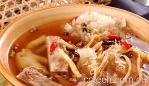 三七根煲汤有什么功效-1