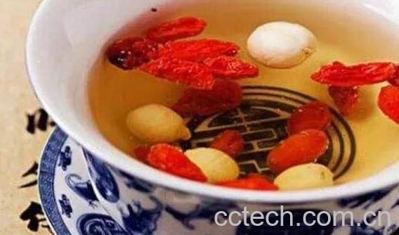 枸杞泡水喝的正确方法-1