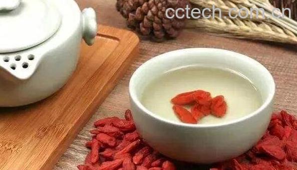 枸杞子泡水喝的害处有哪些-1