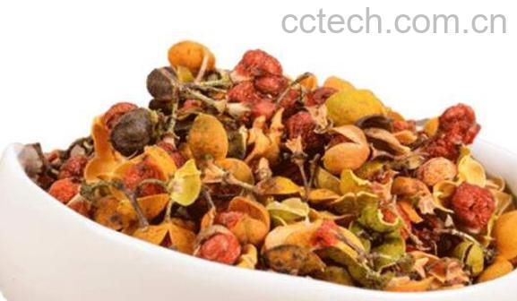 南蛇藤果与合欢花的区别-1