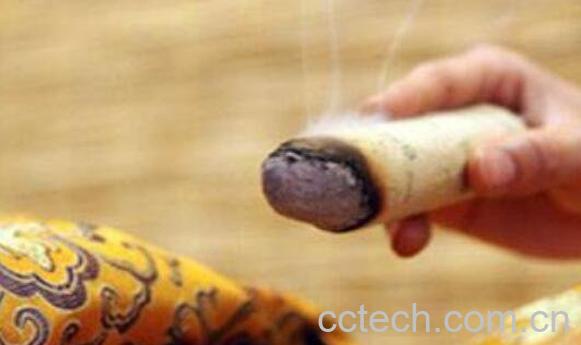 艾灸的好处与功效-1