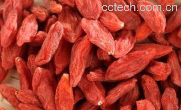 黑枸杞和红枸杞的区别 黑枸杞和红枸杞哪个好-0