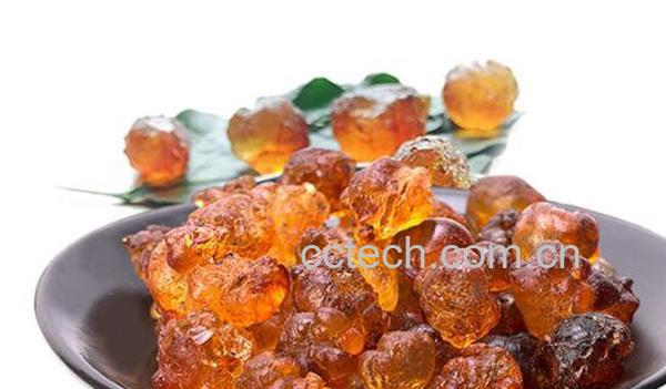 桃胶的功效与作用 女性吃桃胶有什么好处-0