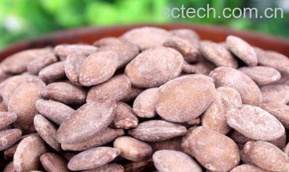 瓜蒌子是什么瓜的子 瓜蒌籽的功效和作用-1