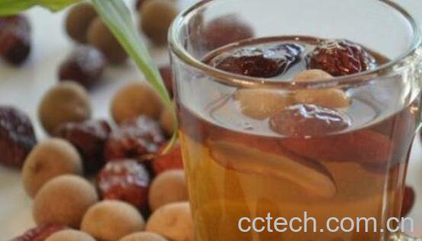 何首乌泡酒有什么功效 何首乌泡酒的功效与作用-0