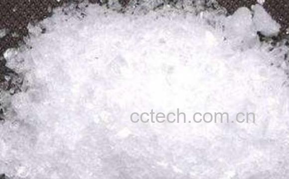 冰片的功效与作用及药用价值-0