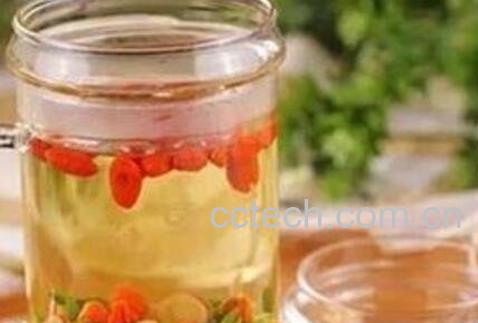 枸杞子泡水喝的功效 枸杞子泡水喝壮阳吗-1