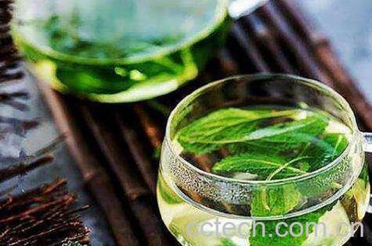 蛤蟆草泡水喝的功效-1