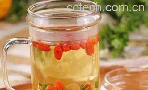 枸杞子泡水喝的害处及禁忌-0