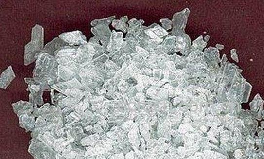 果蔬百科冰片性味归经 冰片功效与作用-0