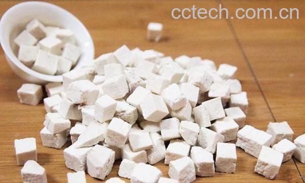 果蔬百科白茯苓的功效与作用及食用方法-0