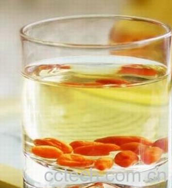 果蔬百科吃枸杞减肥法 枸杞泡水可以减肥吗-0