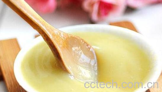 男性喝蜂王浆有什么好处和坏处-0