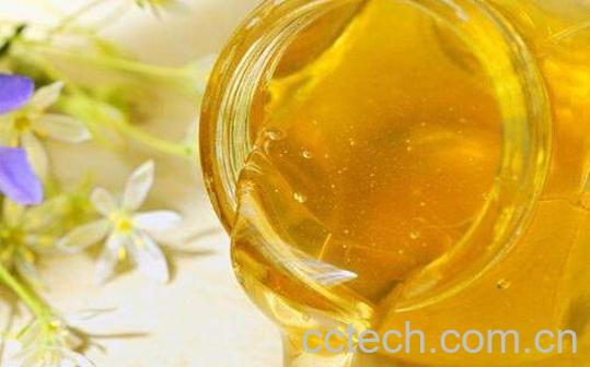 蜂蜜可以涂伤口吗 蜂蜜抹在伤口上有什么用-1