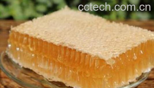 吃蜂巢蜜的作用与功效-1