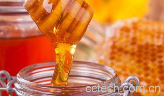 怎样喝蜂蜜水治便秘 便秘喝蜂蜜水最佳时间-1