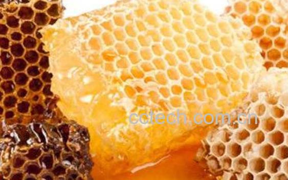 蜂巢蜜怎么泡酒 蜂巢蜜泡酒的功效与作用-1
