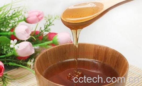 蜂蜜涂脸的正确方法 蜂蜜涂脸有什么好处-0