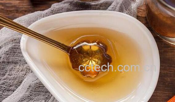 黄连蜂蜜适合什么人喝 黄连蜂蜜的好处与副作用-1