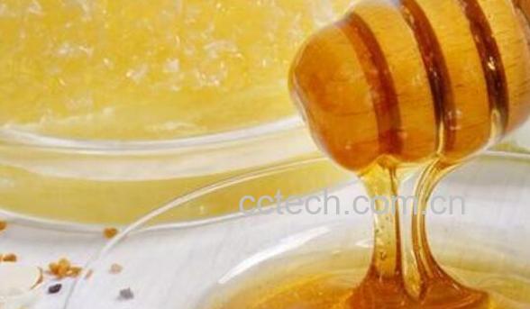 蜂蜜敷皮肤的作用与功效 蜂蜜怎么敷皮肤-1