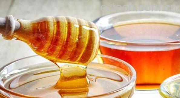 喝蜂蜜对胃有好处吗 喝蜂蜜对胃的好处与坏处-1
