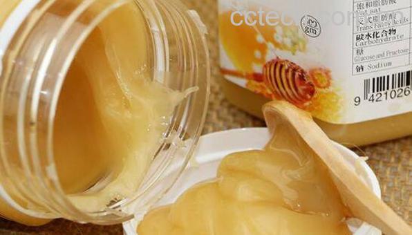 苜蓿蜜的功效与作用及食用方法-1