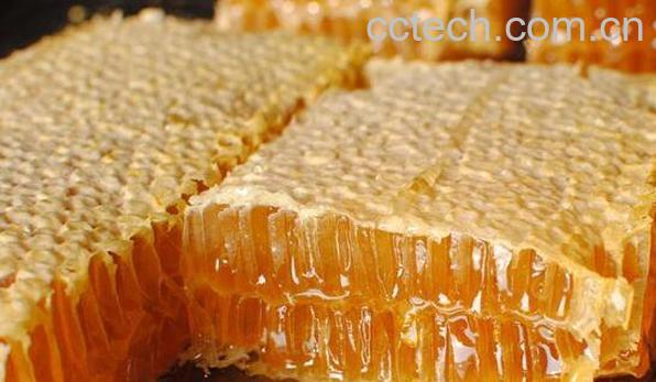 蜂巢蜜怎么吃 蜂巢蜜的作用与功效-1