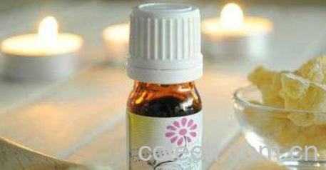 乳香精油的功效与作用-1