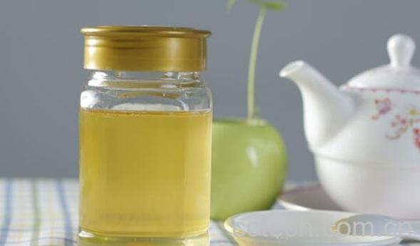 蜂蜜水的正确喝法 喝蜂蜜水的最佳时间表-1